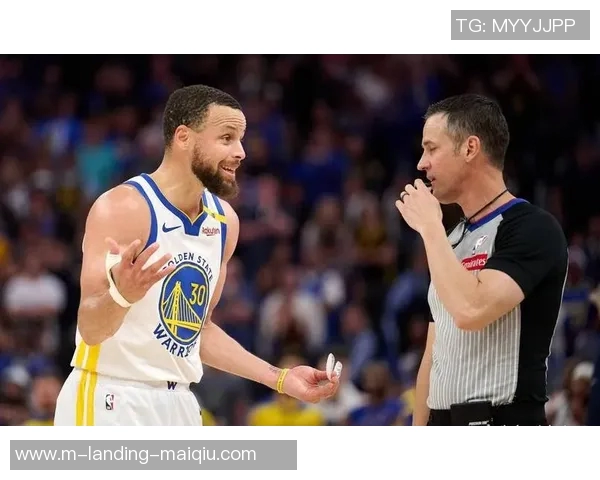 金州勇士与圣地牙哥快船的激烈对决展现篮球魅力与团队精神 金州勇士与圣地牙哥快船的激烈对决展现篮球魅力与团队精神